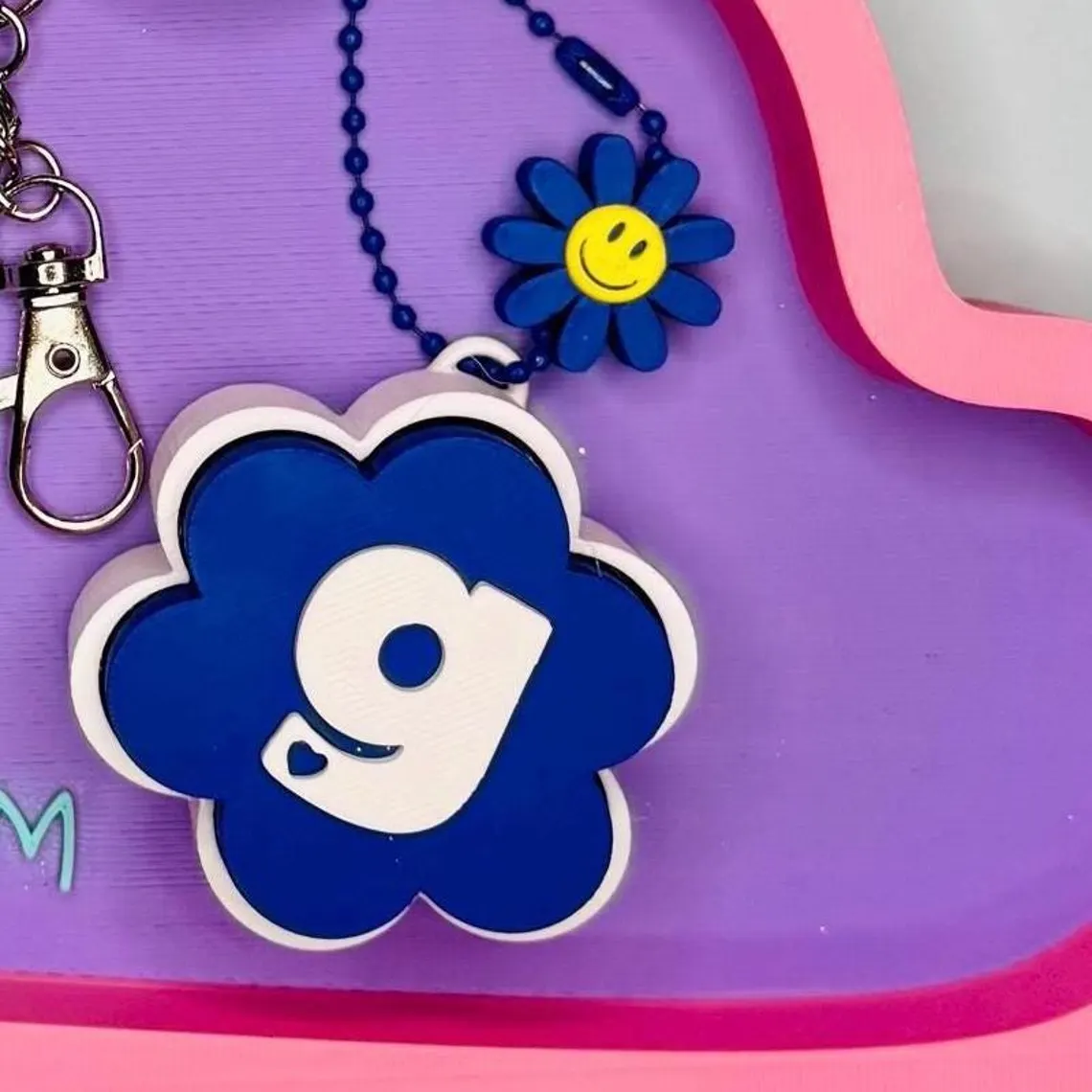 personalized-flower-clicker-keychain